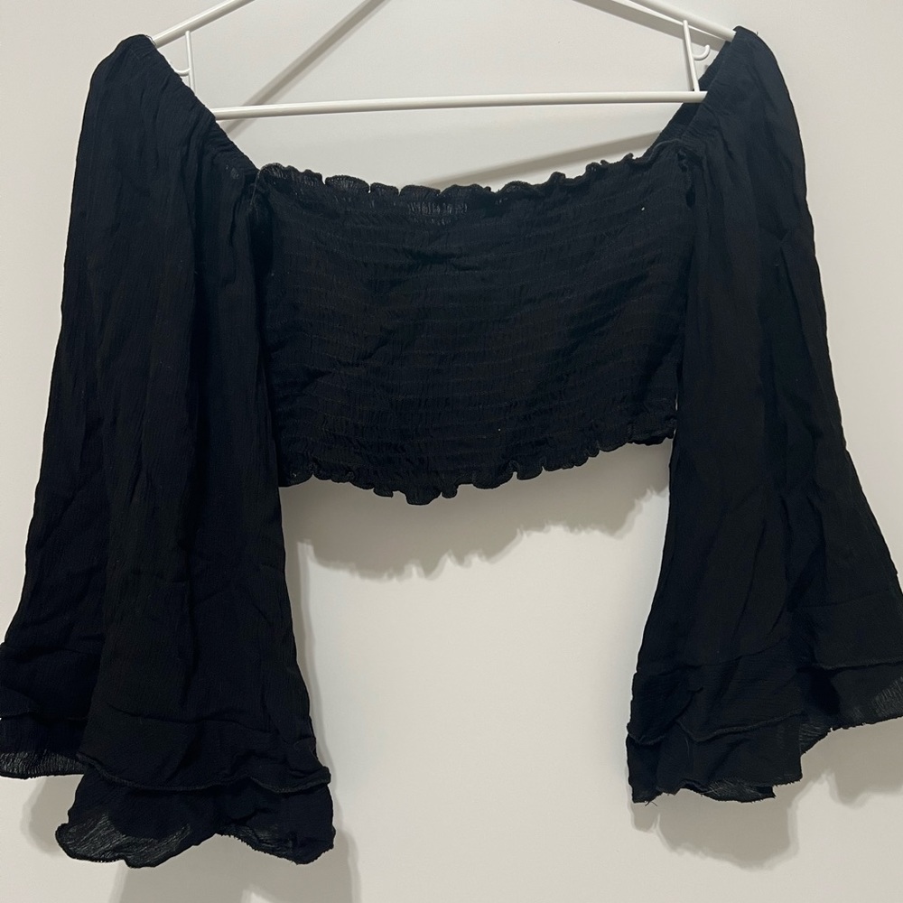 Windsor Cropped Ribbed Shirt- can wear sleeves on shoulders or off shoulders